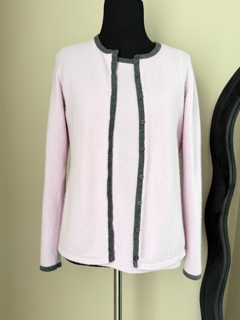 C by Bloomingdale's 100% Cashmere Twin Set Cardigan & Tank Top M Lavender Gray